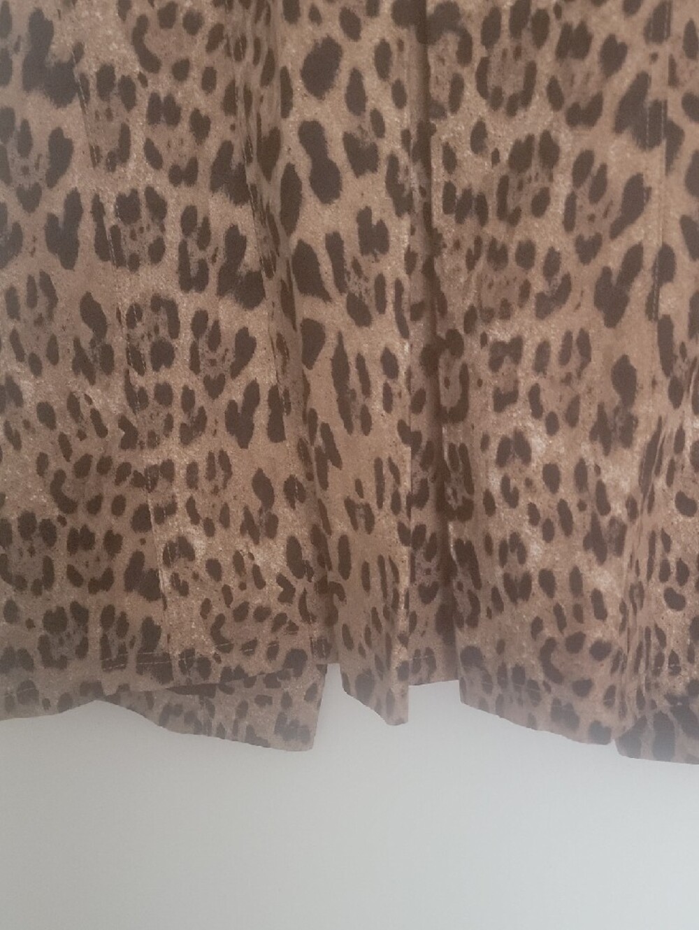 White House Black Market Leopard-Print Blazer with Gold Buttons - Picture 4 of 6